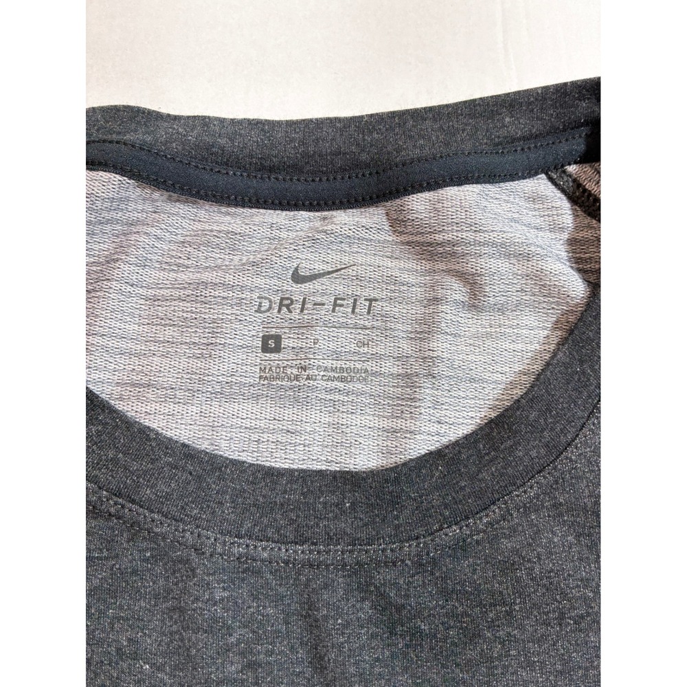 Nike Bundle Womens Dri-FIT Long Sleeve Top & Running Shorts Set Grey Pink Small - Picture 3 of 6